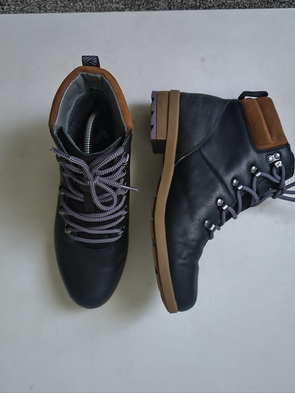 Women’s Black Winter Hiking Boots with Tan Accent - Picture 6 of 10